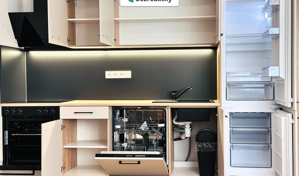 Prodej bytu 1+kk 34 m², Kladno – náhled fotky 5