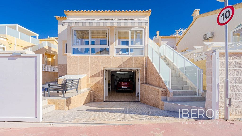 Prodej domu 65 m² s pozemkem 195 m², Los Altos