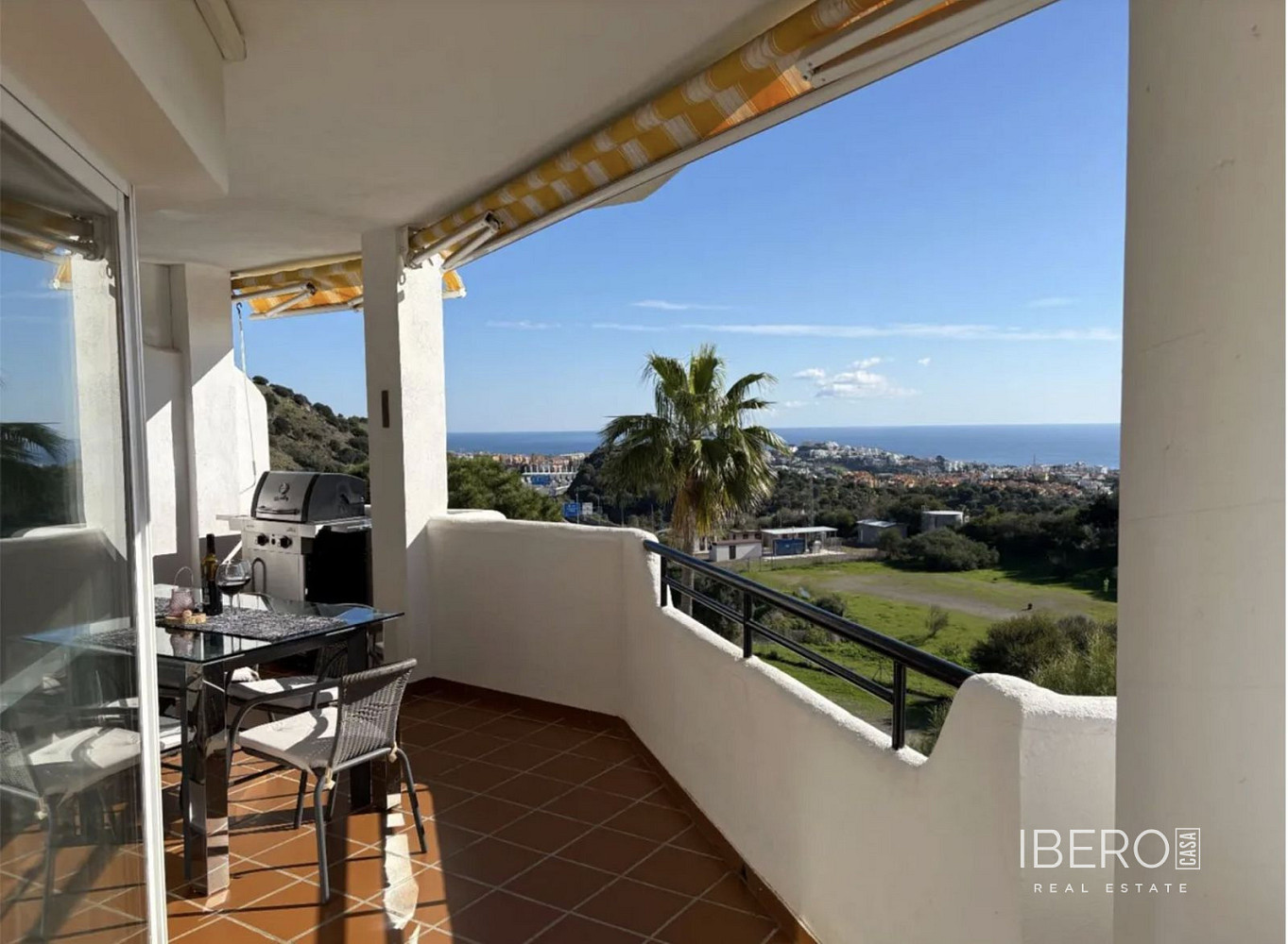 Piso 4+kk – Mijas, Urbanización Sitio de Calahonda - Vista 3