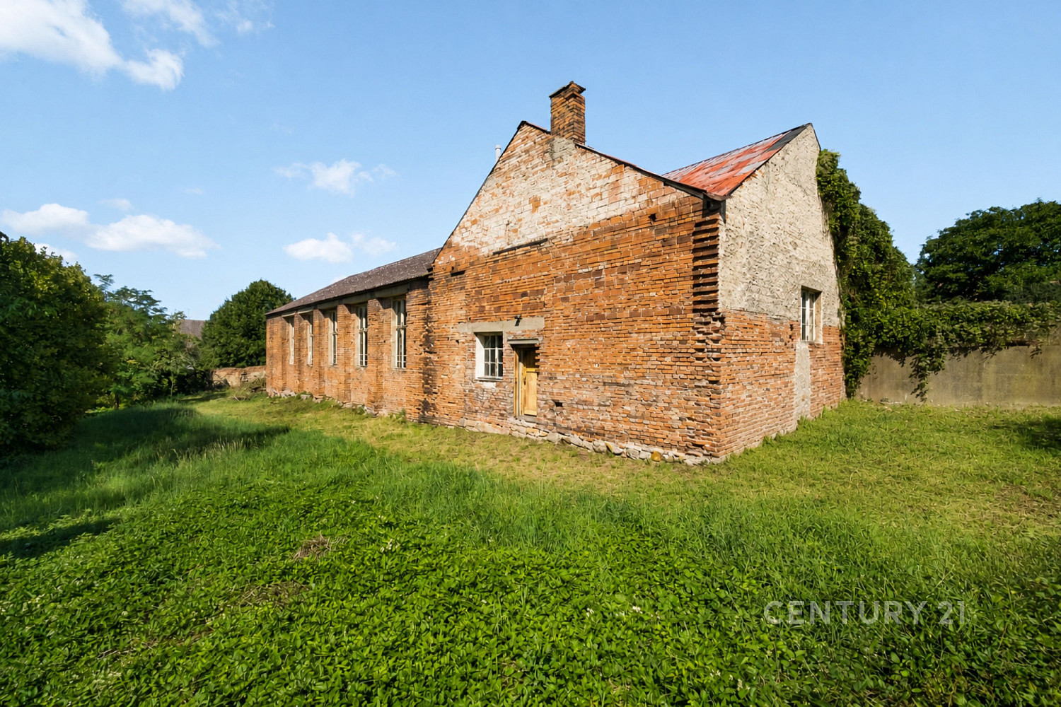 Prodej komerčního objektu (jiného typu) 354 m²
