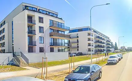 Prodej garážového stání - Triangl Park, Měděná, Plzeň - Jižní Předměstí