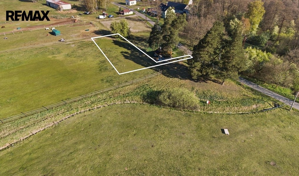 Prodej stavebního pozemku 1 053 m², Česká Lípa – fotka 1 z 26