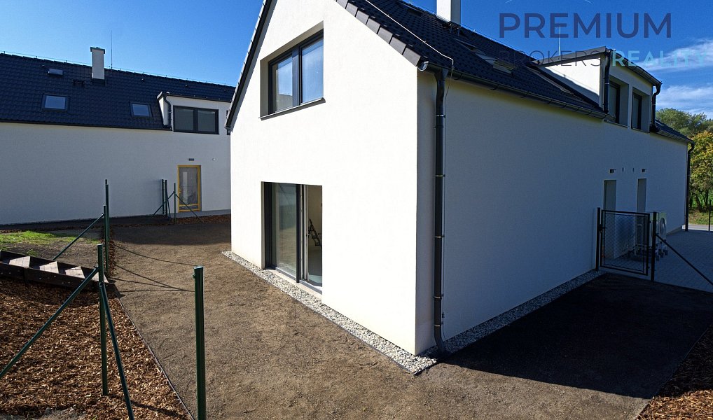 Prodej domu 102 m² s pozemkem 192 m², Nové Strašecí – náhled fotky 5