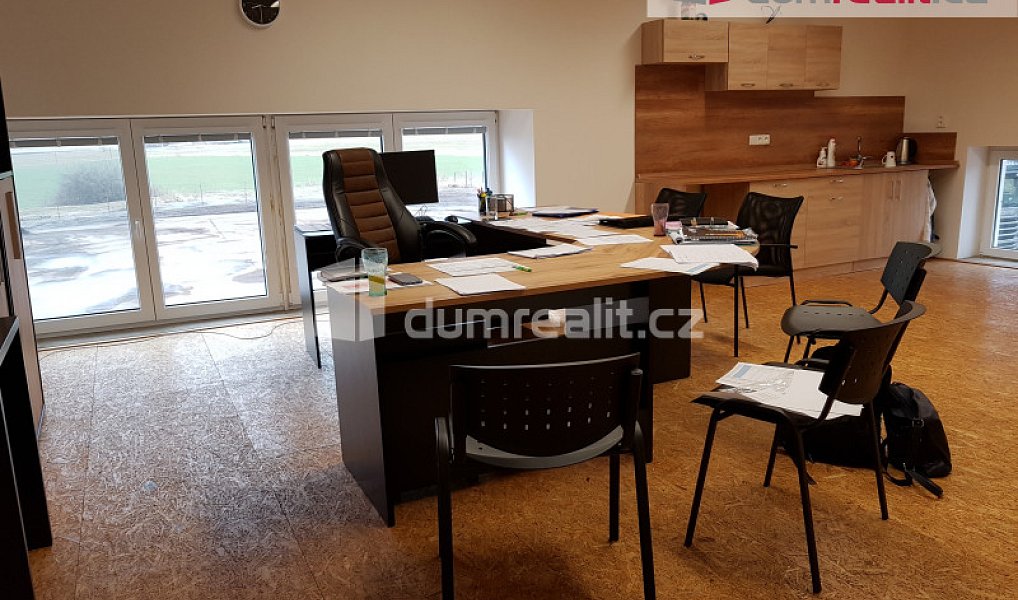 Prodej výrobních prostor 4 252 m², Kaplice – náhled fotky 22