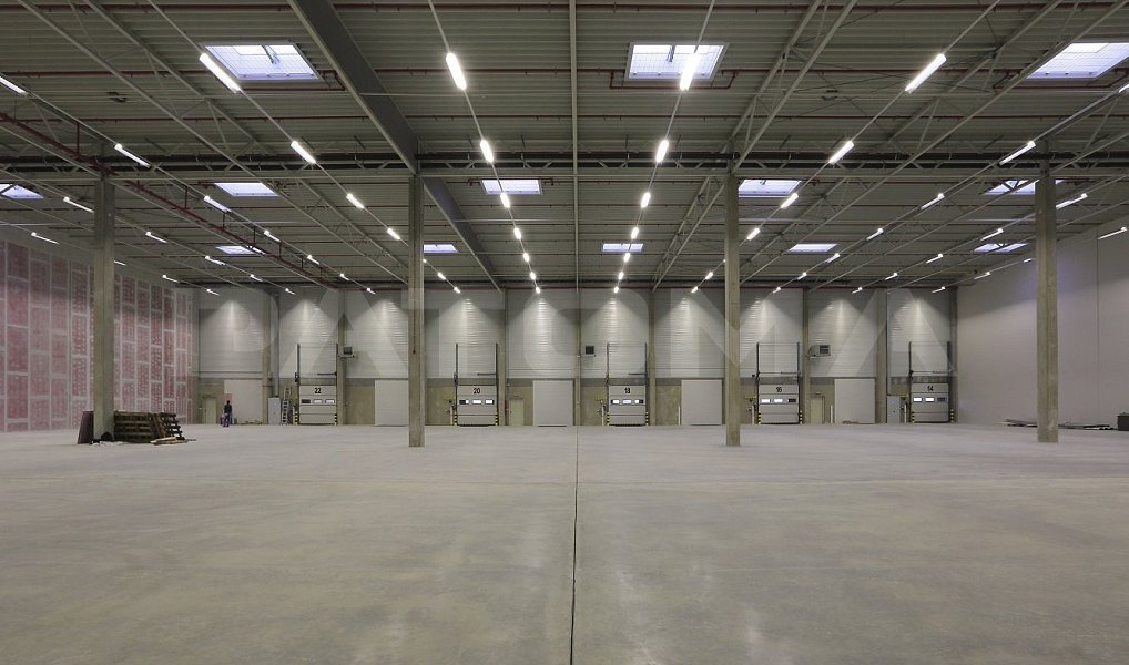 Pronájem skladovacích prostor 855 m², Chrášťany – náhled fotky 4