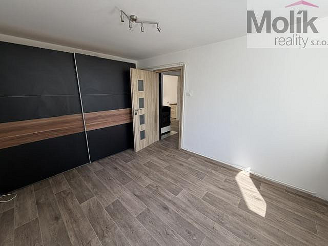 Pronájem bytu 2+1 51 m² – fotografie 5