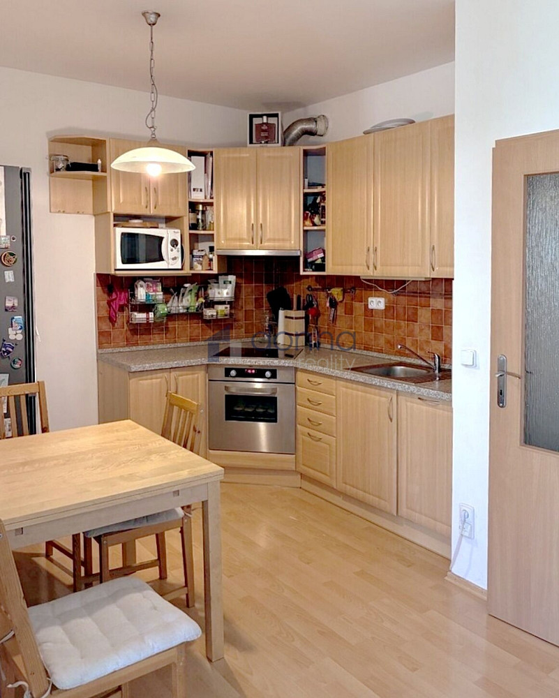 Pronájem bytu 2+kk 65 m²