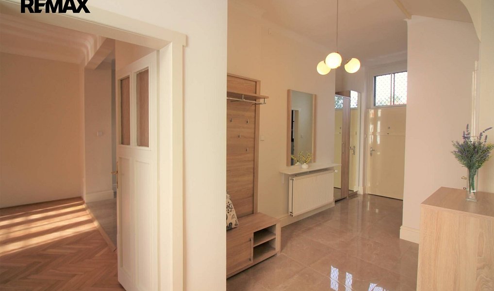 Pronájem domu 200 m² s pozemkem 219 m², Praha – náhled fotky 10