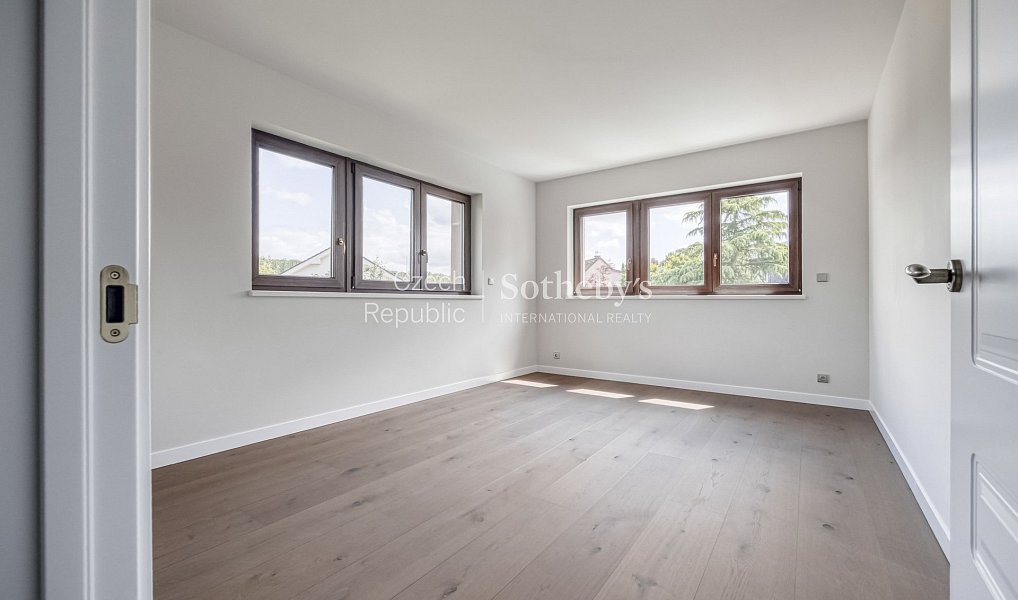 Pronájem domu 184 m² s pozemkem 432 m², Praha – náhled fotky 8