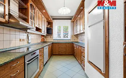 Prodej domu 342 m² s pozemkem 852 m², Zelená, Ústí nad Labem - Neštěmice