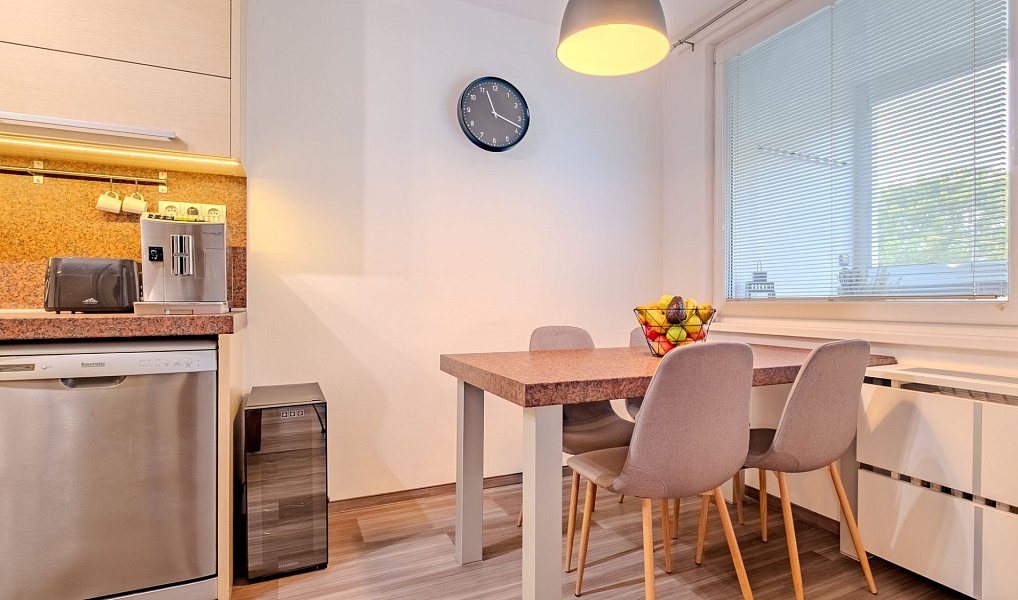 Pronájem bytu 3+1 70 m², Poděbrady – náhled fotky 12