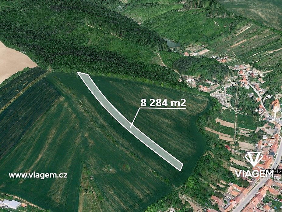 Prodej pole 4 142 m²