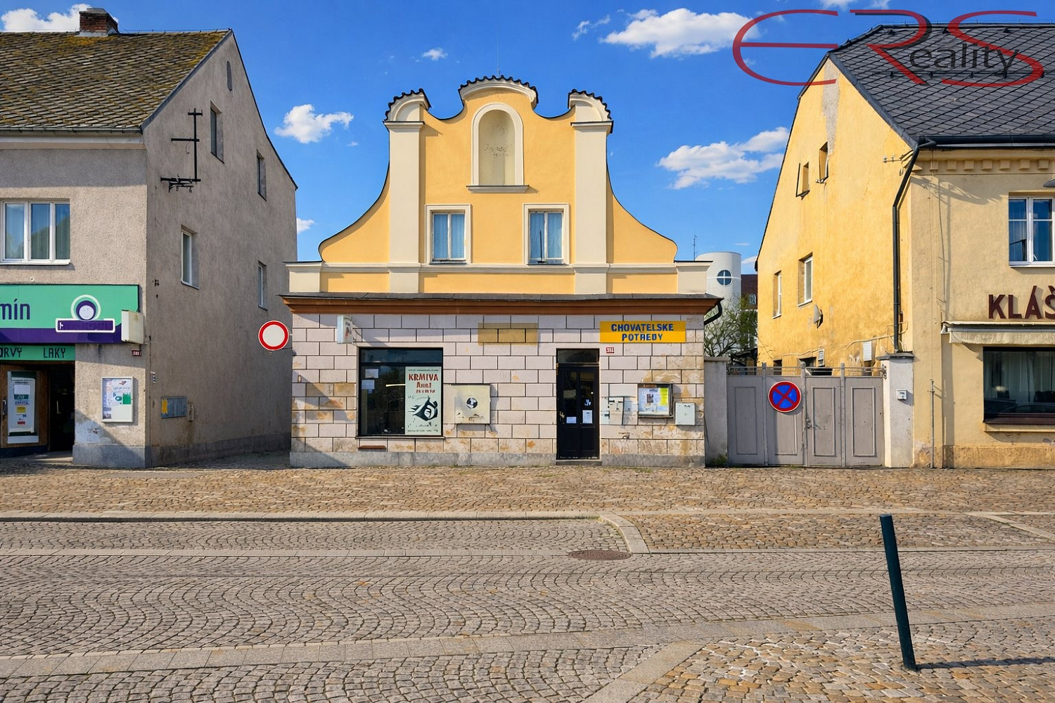 Prodej domu 200 m² s pozemkem 246 m² – fotografie 2