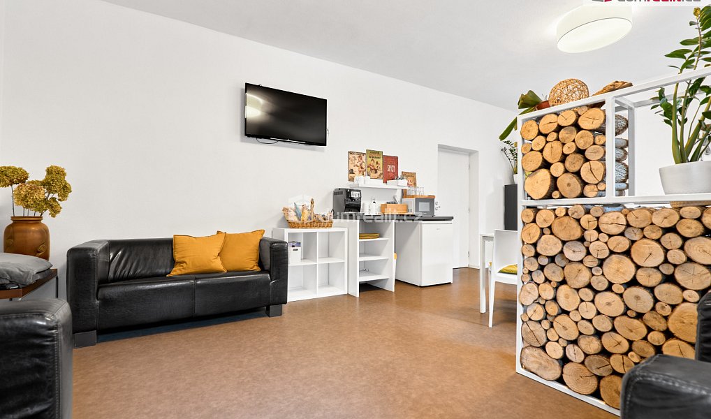 Prodej ubytovacího objektu 400 m², Jáchymov – náhled fotky 10