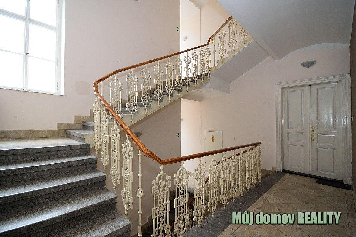 Pronájem bytu 1+1 33 m² – fotografie 4