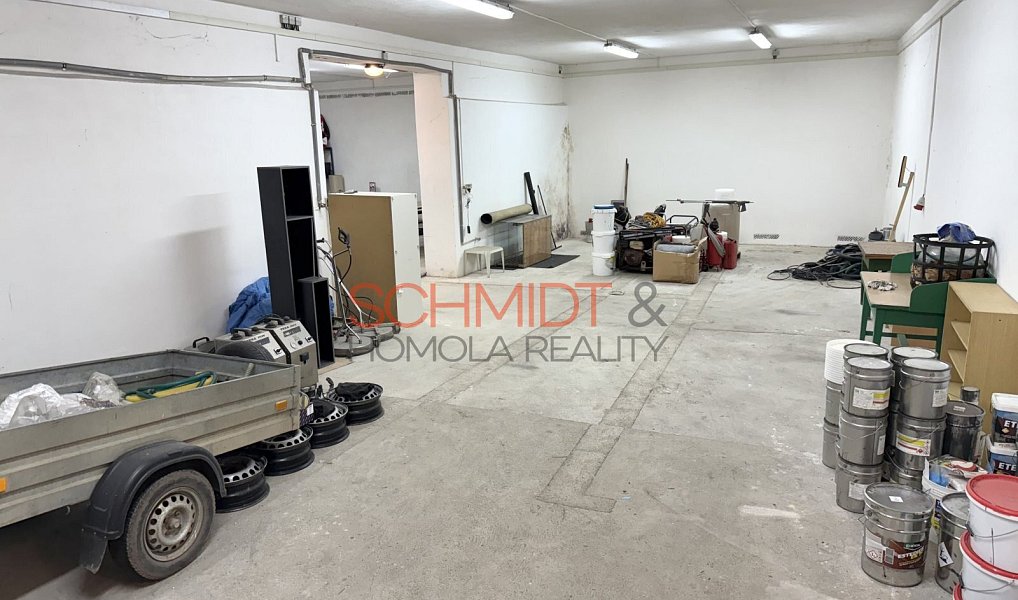 Prodej výrobních prostor 1 612 m², Biskupice – náhled fotky 17