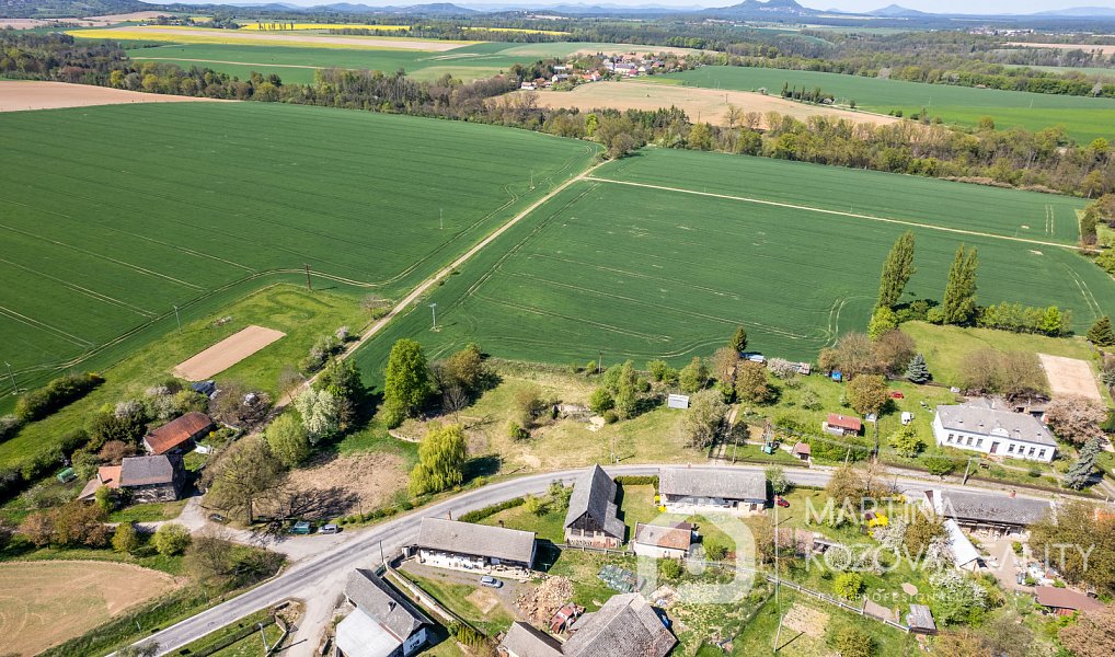 Prodej stavebního pozemku 3 031 m², Kluky – náhled fotky 8