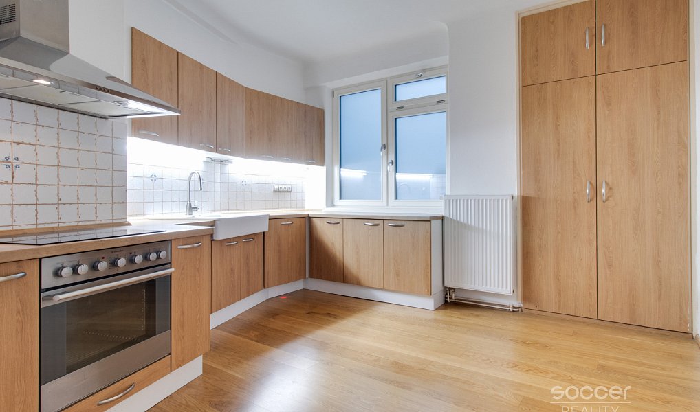 Pronájem kanceláře 97 m², Praha – náhled fotky 12
