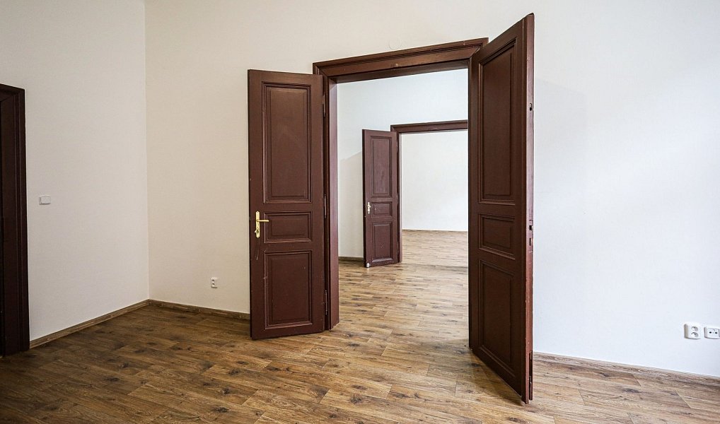 Prodej bytu 3+1 139 m², Praha – náhled fotky 10
