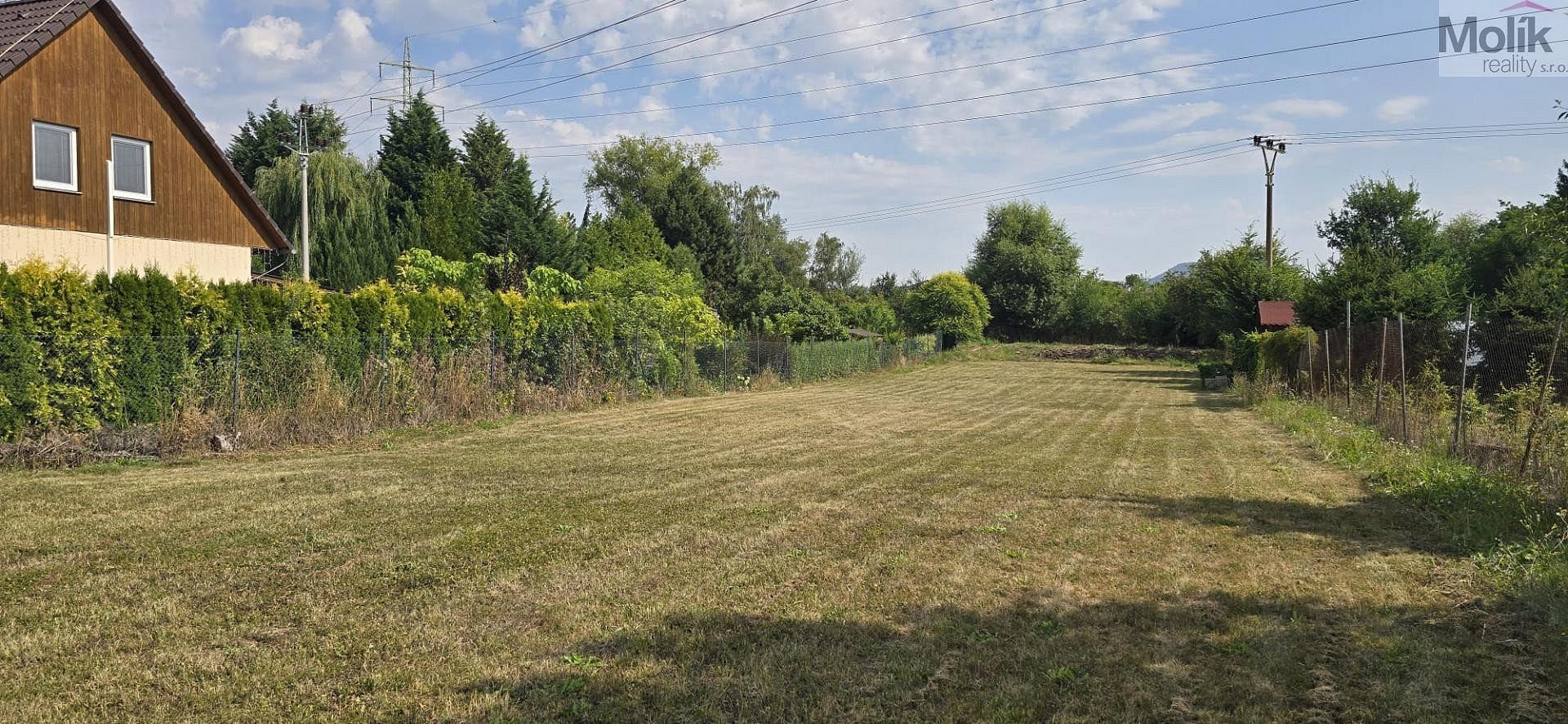 Prodej stavebního pozemku 1 402 m²
