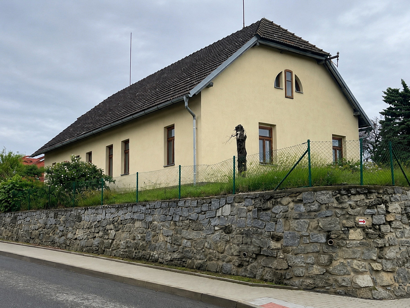 Prodej domu 180 m² s pozemkem 1 359 m² — photo 3