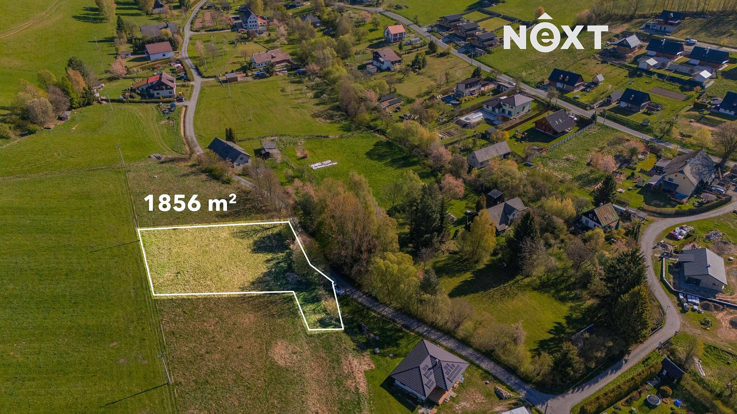 Prodej stavebního pozemku 1 856 m² — photo 3