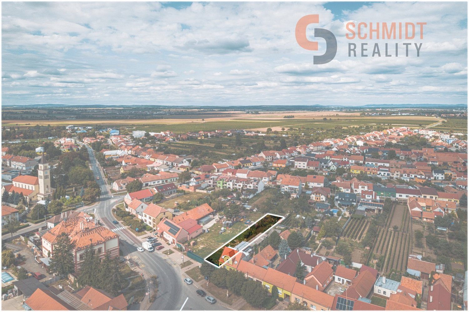 Prodej stavebního pozemku 685 m² – fotografie 2