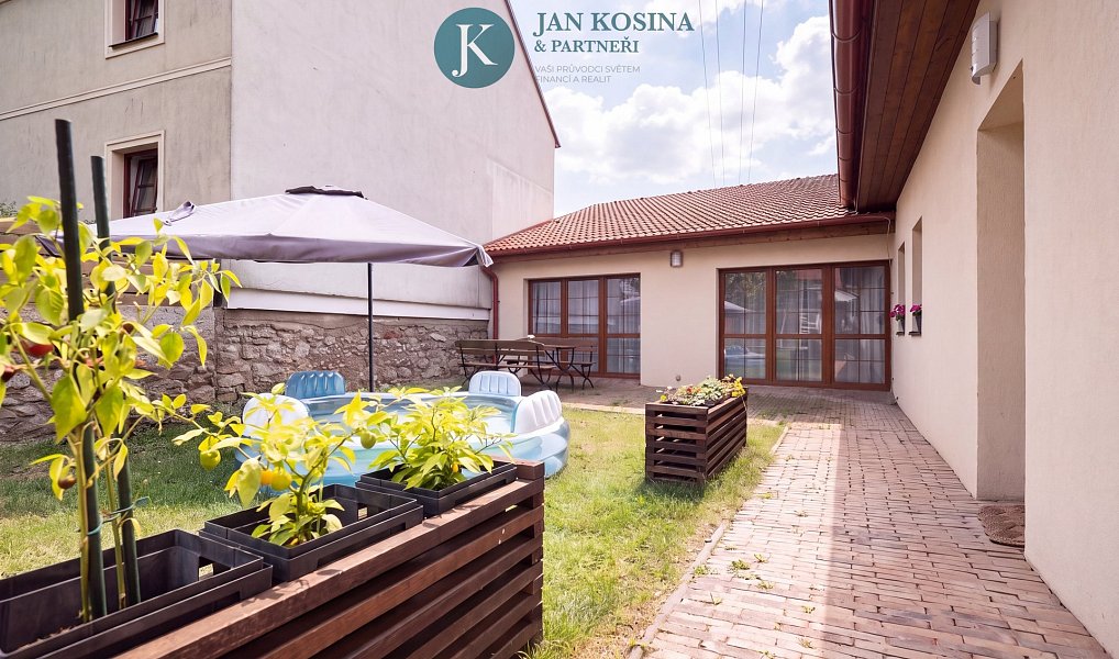 Prodej domu 150 m² s pozemkem 302 m², Hradešín – náhled fotky 2