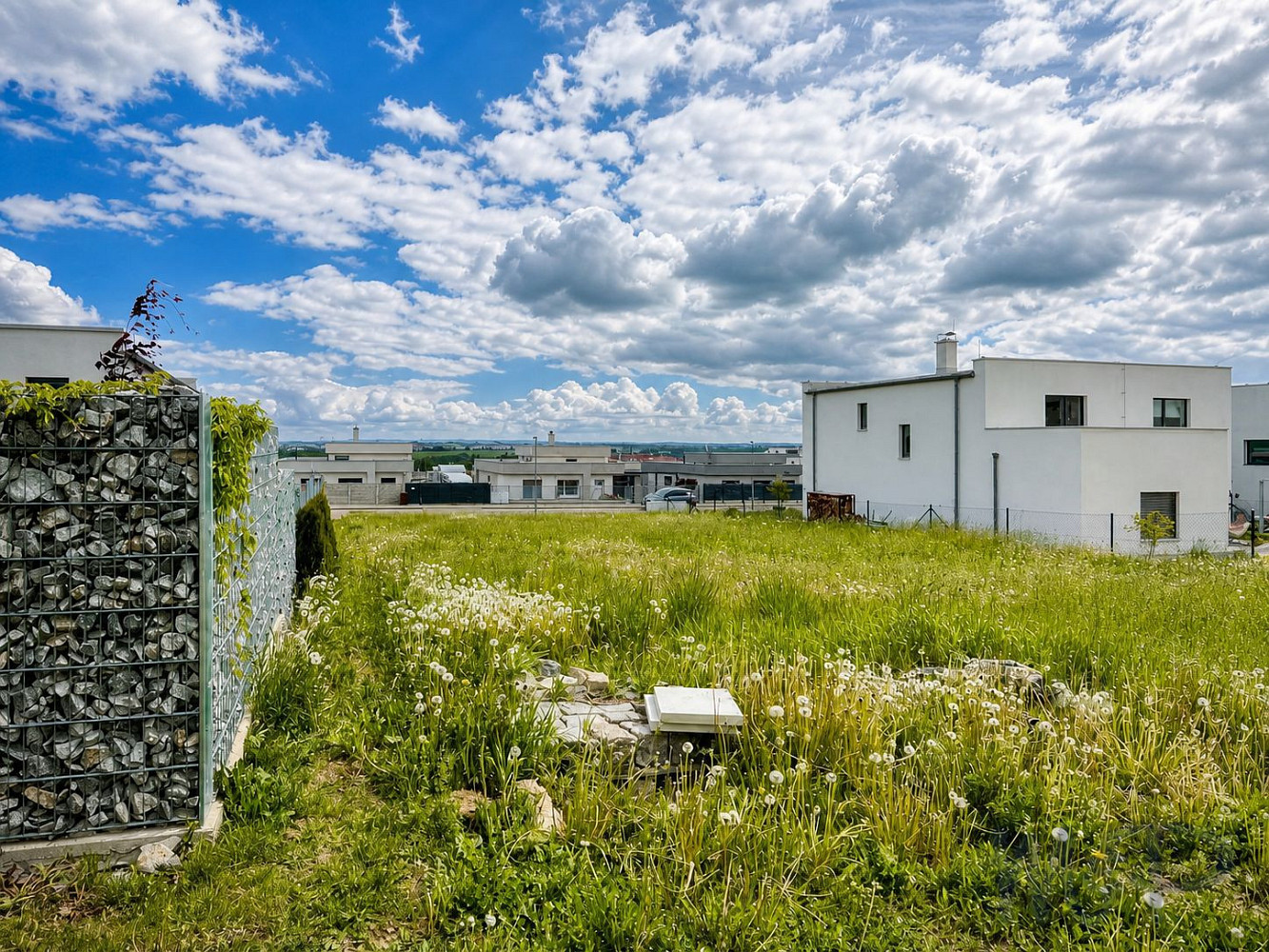 Prodej stavebního pozemku 745 m²
