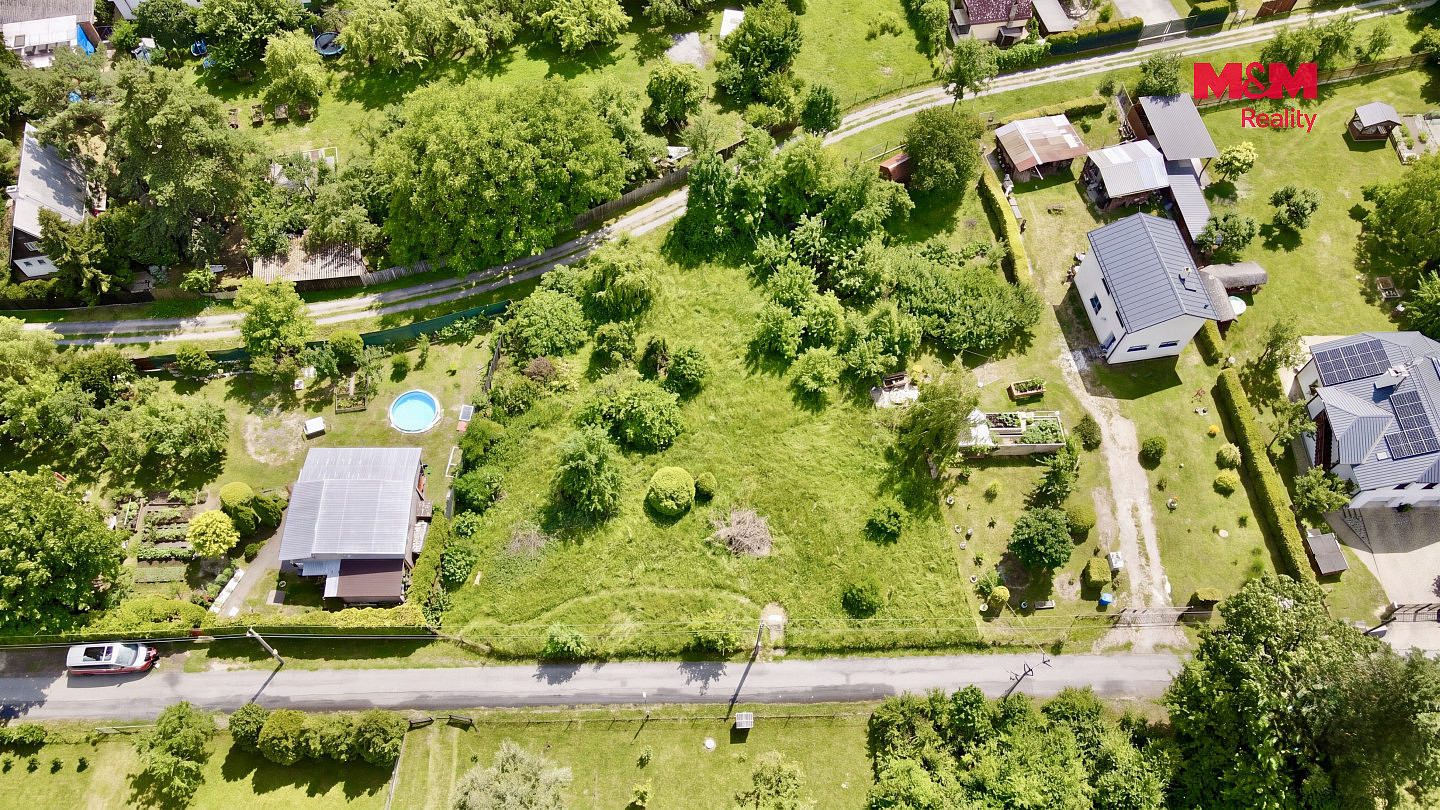 Prodej stavebního pozemku 1 271 m² – fotografie 3