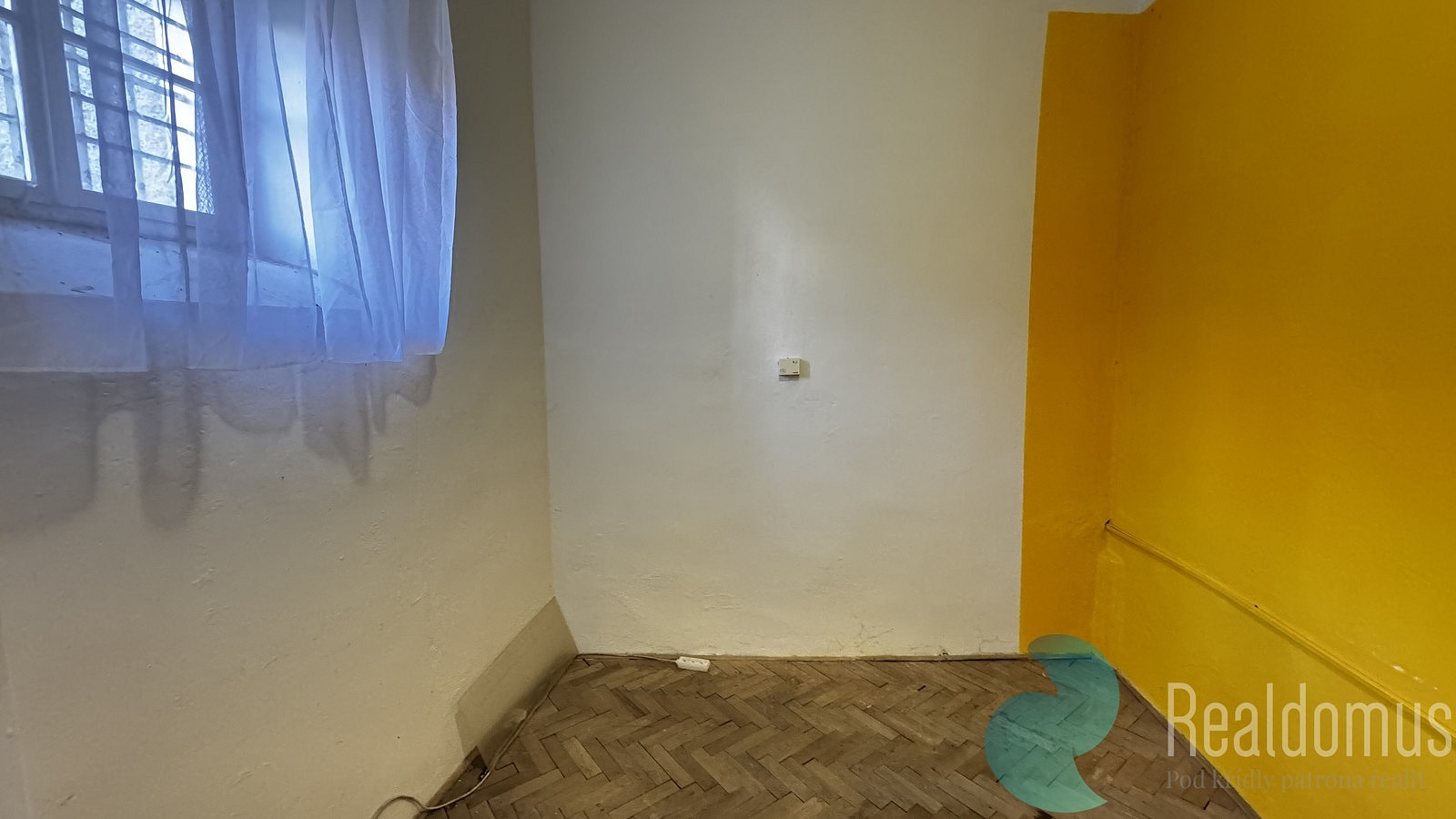 Pronájem kanceláře 200 m² — photo 4