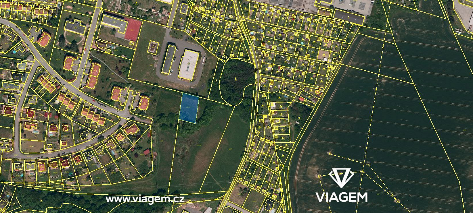 Prodej stavebního pozemku 705 m² – fotografie 3