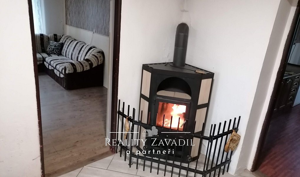 Prodej domu 110 m² s pozemkem 1 021 m², Lískovice – náhled fotky 9