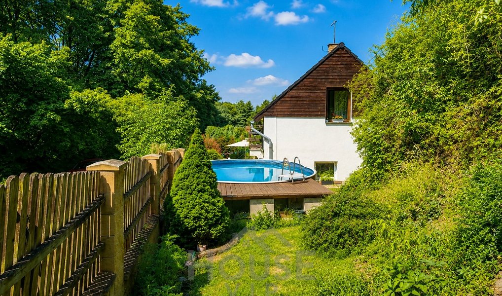 Prodej domu 206 m² s pozemkem 420 m², Sluštice – náhled fotky 5