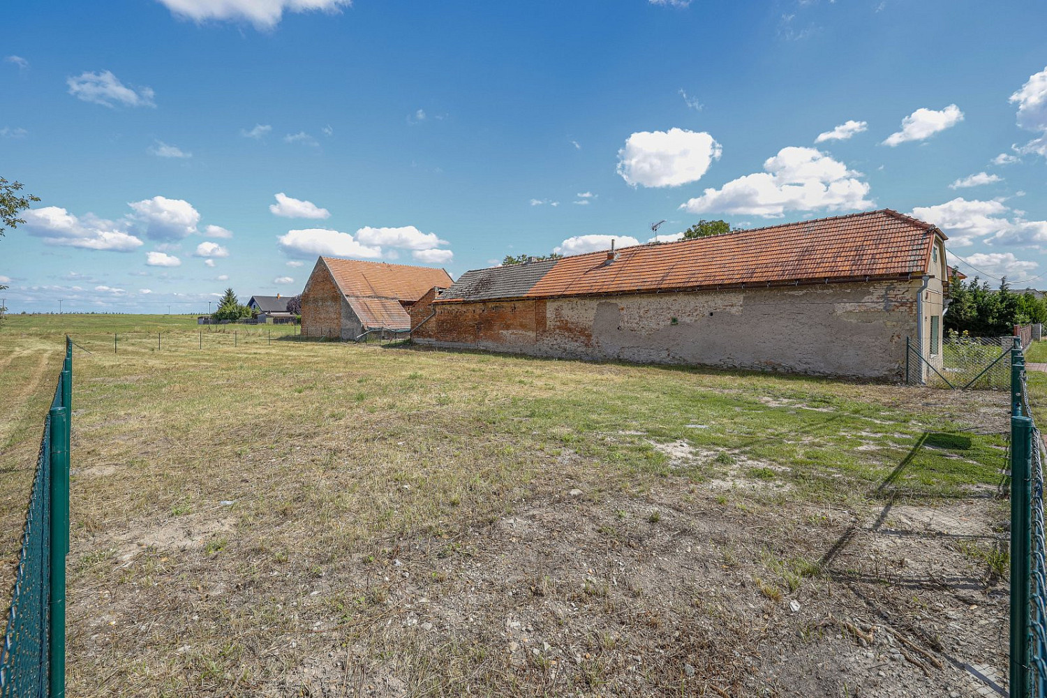 Prodej stavebního pozemku 2 134 m² – fotografie 5