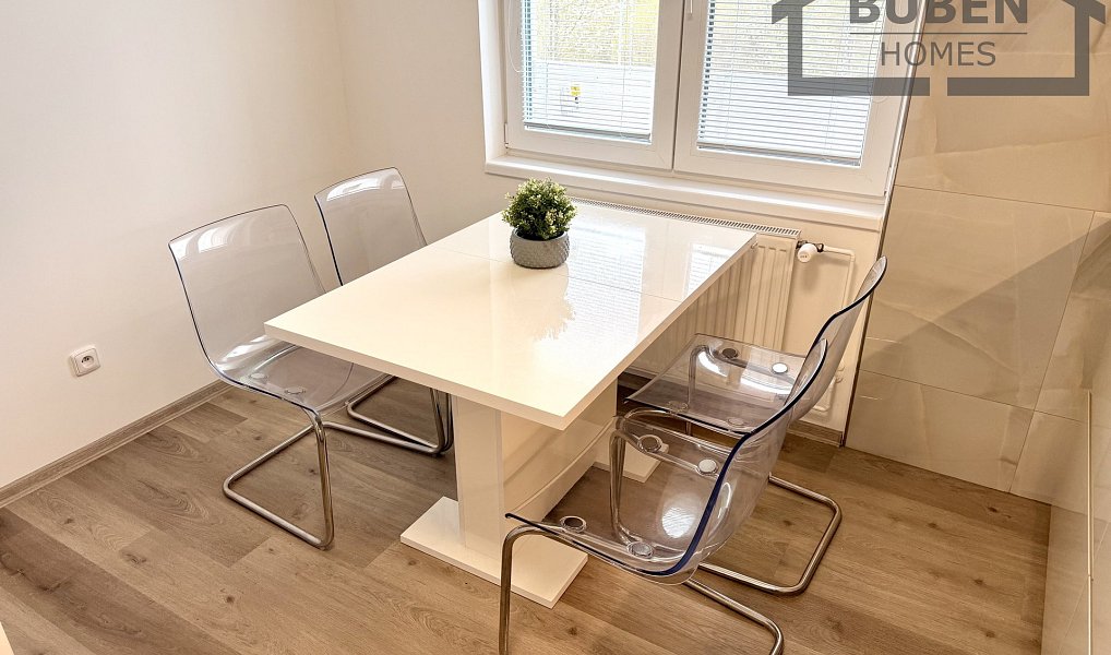 Prodej domu 300 m² s pozemkem 1 128 m², Rozvadov – náhled fotky 23