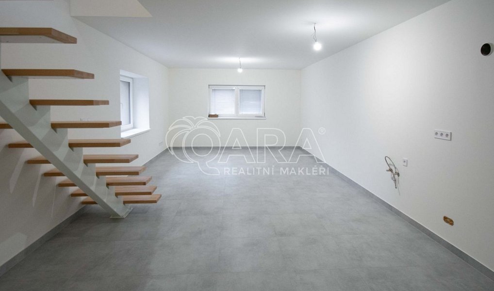 Prodej domu 143 m² s pozemkem 186 m², Neratovice – náhled fotky 9