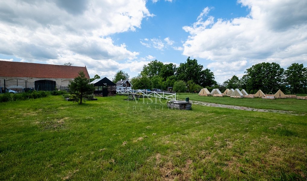 Prodej komerčního objektu (jiného typu) 350 m², Bystřice – náhled fotky 17