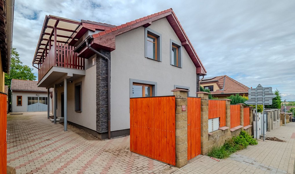 Prodej domu 181 m² s pozemkem 656 m², Vrbčany – náhled fotky 33