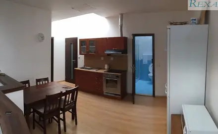 Pronájem pokoje 25 m², Branka, Brno