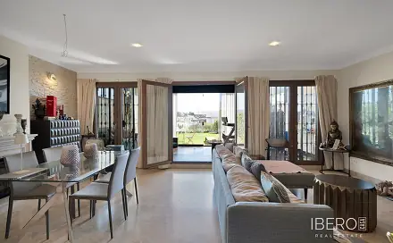 Prodej domu 165 m² s pozemkem 165 m², Estepona, Španělsko