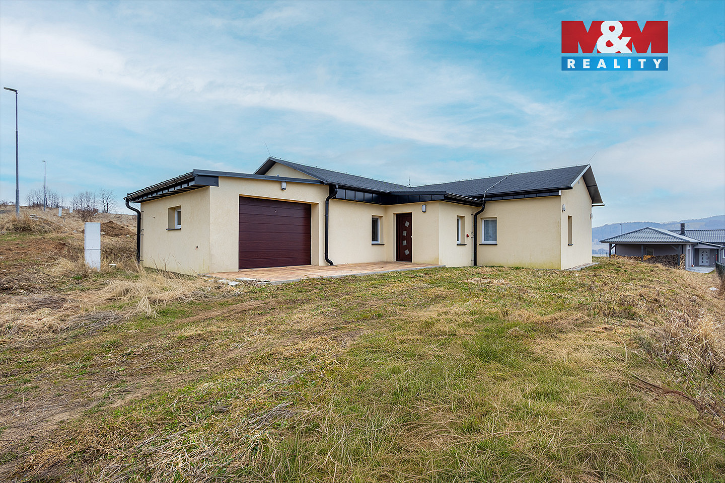 Prodej domu 180 m² s pozemkem 1 371 m² — photo 2