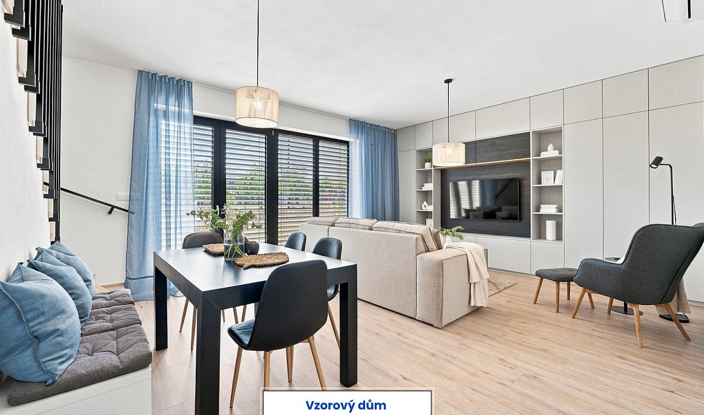 Prodej domu 101 m² s pozemkem 316 m², Strážnice – náhled fotky 2