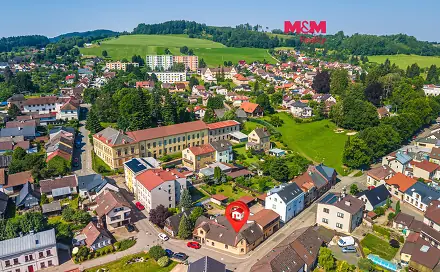 Prodej ubytovacího objektu 600 m², Lomnice nad Popelkou, okres Semily