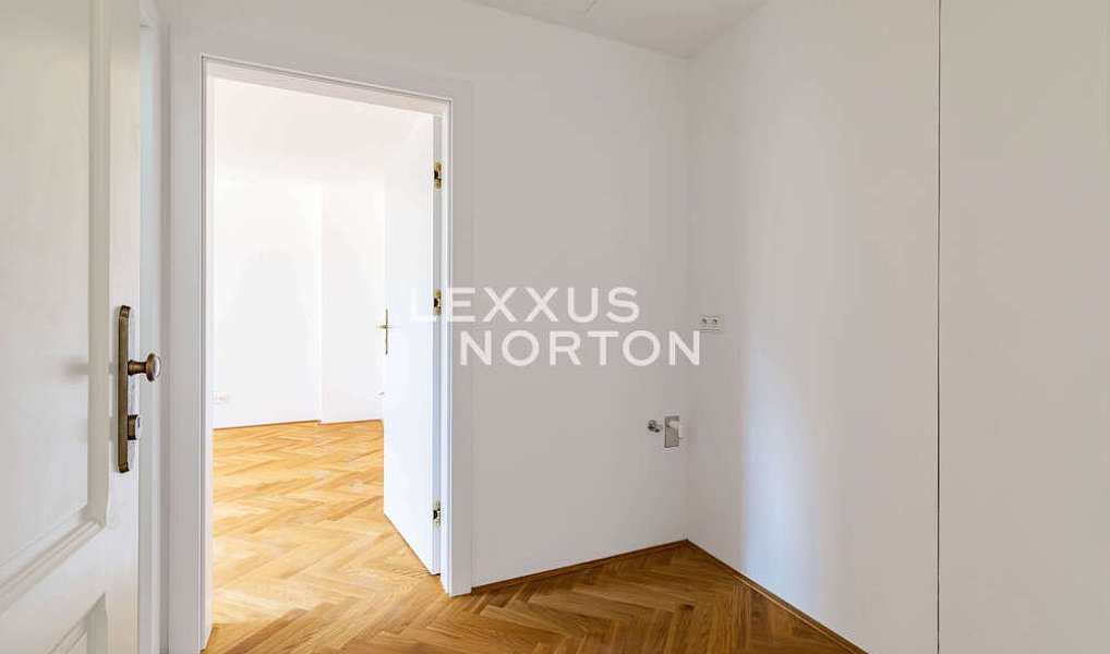 Prodej bytu 1+kk 32 m², Praha – náhled fotky 4