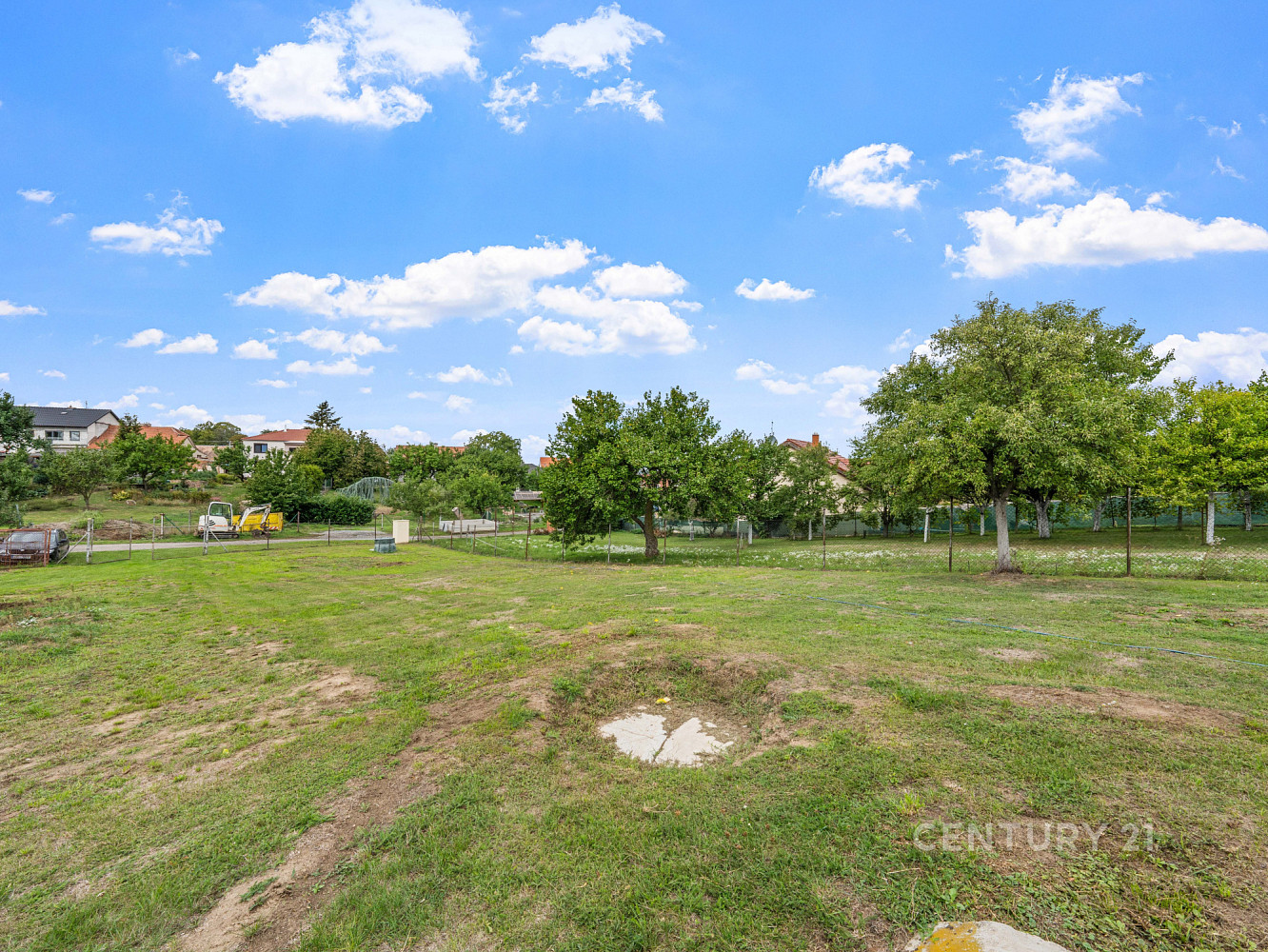 Prodej stavebního pozemku 661 m² – fotografie 2