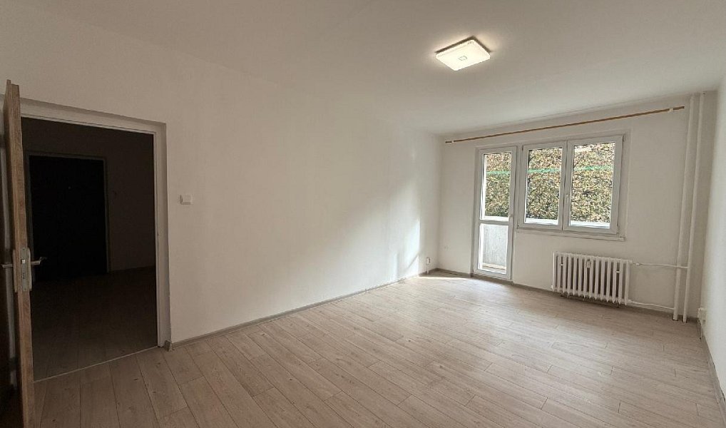 Pronájem bytu 2+1 55 m², Bílina – náhled fotky 4