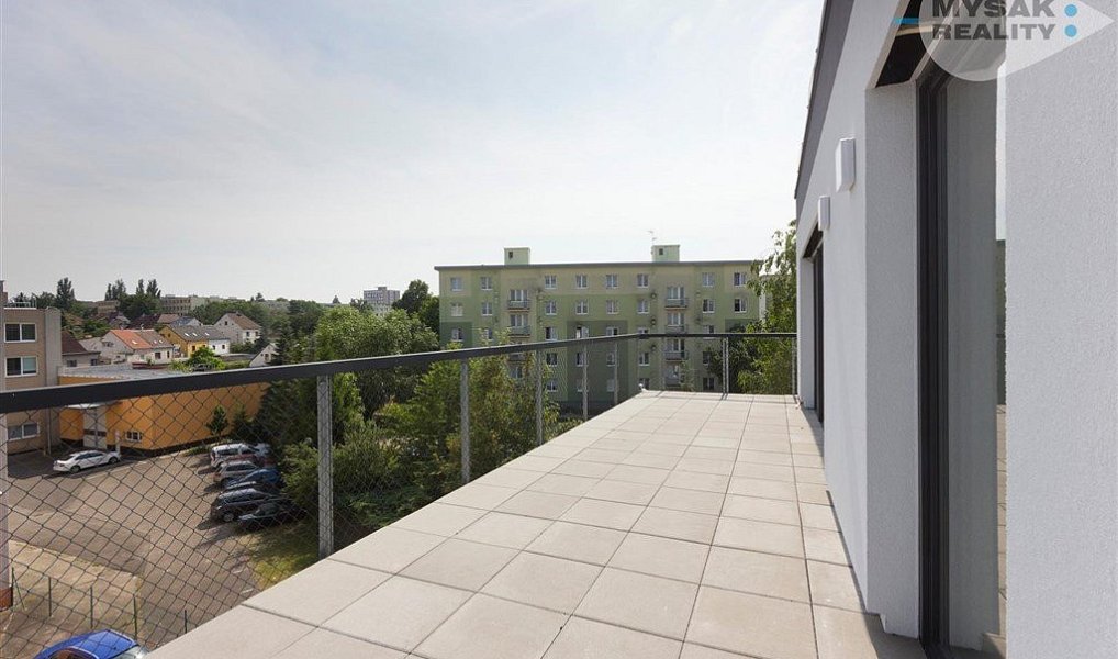 Prodej bytu 4+kk 148 m², Kladno – náhled fotky 27