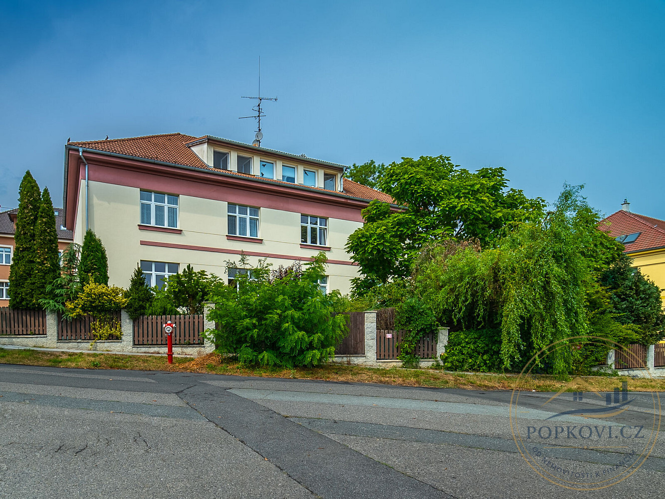 Prodej bytu 3+1 98 m² – fotografie 2