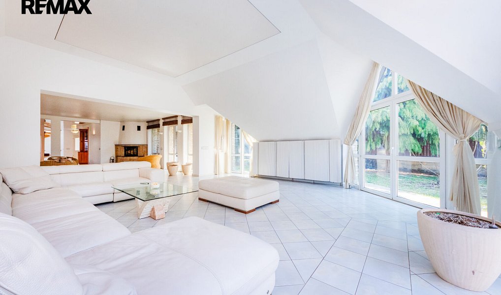 Prodej kanceláře 433 m², Praha – náhled fotky 12